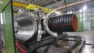 Dual wall corrugated pipe extrusion machine
