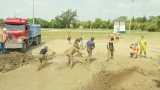 Terrific Trucks Crew Mud Race