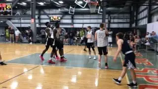 J-D's Buddy Boeheim plays for Albany City Rocks at Rumble in the Bronx tournament