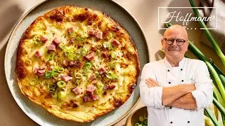 Low Carb Flammkuchen mit Quarkboden &ndash; Knusprig & Einfach! | @CALLEkocht