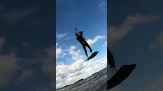 High jump! #kitesurfing #flysurfer #kite #netherlands #friends #surf #surfing #tricks #shorts #me