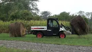 UTV Hitchworks - Farmboy HD Helping the Toolcat 5600 to lift 2 Round Bales