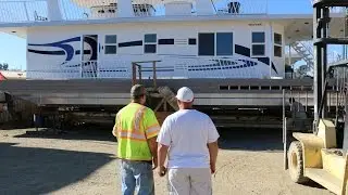 100% Handmade Houseboat
