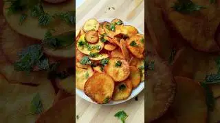 Crispy Cassava Chips Recipe 😍 | Easy Homemade Tapioca Chips Snack #FoodShorts