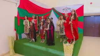 في يوم العيد الوطني نفخر بعمان وإنجازاتها، ونجدد الولاء والعمل لخدمتها كل عام وعماننا بخير ورخاء.