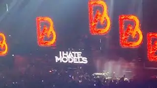 Te voy a hacer bailar toda la noche // I hate models en la cubierta de Leganés