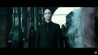 Dancing Voldemort