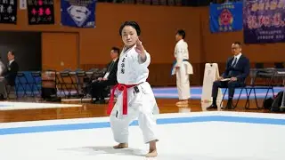 杉野玲花さん ウンスー 第27回関東中学生空手道選手権大会