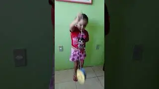 Ioi&ocirc; feito com CD , EVA e Cola de Silicone