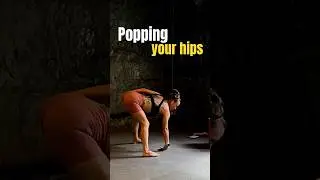Pop & crack hips mobility flow 🙈🙌 #hipmobility #popping #cracking #hitburn