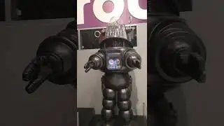 CREEPY Collection of Robots at Carnegie Science Center!#creepy #science #museum #robot #animatronics