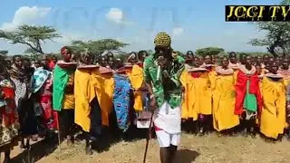 SAMMY RAMAZ PERFOM MELET AT NAIBUNGA CENTRAL,HOW HE WAS RECEIVED BY COMMUNIT WILL LIVE YOU IN TEARS.