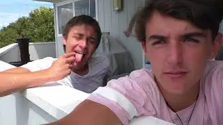 Eating The Worlds Hottest Chili (AKA The Carolina Reaper)