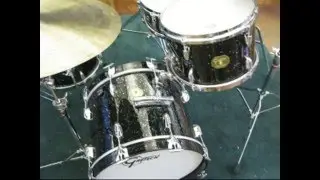 Vintage Drums at the 2010 Chicago Drum Show - Snares & Drum Sets - The Drum Experts Drumming Video
