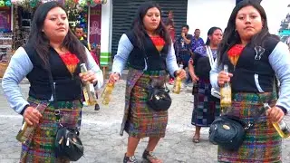 Mix que Viva el Amor y la chica de los Ojos cafe   Familia Musical desde Plaza Central Joyabaj 2025