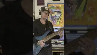 Beat it on vacation #bass #basscover #bassguitarcover #bassist #bassline #bassplayerlife