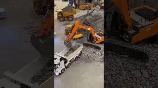 Conveyor Belt #ConveyorBelt #MiningInnovation #TechInMining #MiningIndustry #Engineering #Shorts