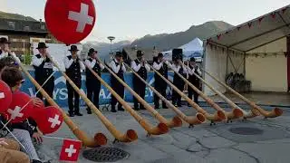BXU Swiss TV - Swiss national day - alphorn