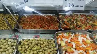 شوف الزيتون ديال المغرب اش داير في قلعة المستهلك في المملكة السعودية