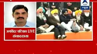 Majithia joins drug protests in Punjab l Congress attacks Akali Dal over issue
