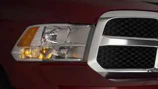 Headlight Controls-How to use the headlight, tail lights and parking lights in 2017 Ram Truck