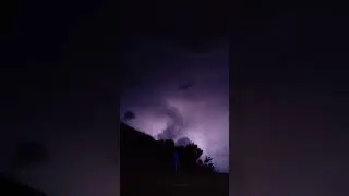 ‼️WARNING FLASHING IMAGES‼️ Thunderclouds in Napels, Italy. #music #art #love #travel