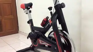 MAXGEAR Premium Indoor Bicycle Spinning Flywheel Sport Bike Ultra-Quiet Cycling Exercise Bike