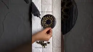 DIY Pista Shell Craft   #homedecor #diycrafts #ytshorts #pistashellcraft #diyaholder