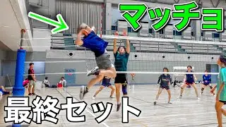 (Volleyball match) This is the final set of the day.