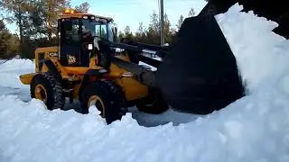 Sn&ouml;r&ouml;jning av djupsn&ouml; - JCB 436