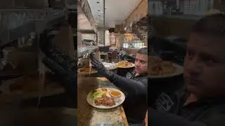 #viralshort #viralvideo #mexicanrestaurants #foodrunner