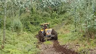 VALTRA. tu m&aacute;quina de trabajo!! INF 3202031663 tractor A990. (106hp) Cundinamarca.