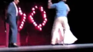 Fallo y el macaco