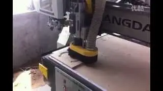 Router CNC  cu magazin de scule