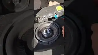 Bajos Alphasonik ASW10D4 900 watts max / 400wRMS