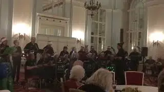 Madukes Maghull Ukulele group.  Putting on the style