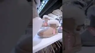 Melbourne Central - Original UGG Australia Classic