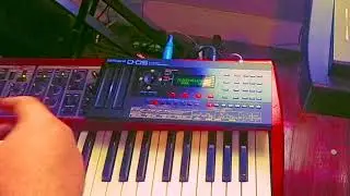Roland D05 Review/Demo