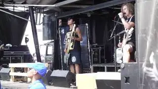 Attack Attack! - Sexual Man Chocolate  (Live 2010 Warped Tour)