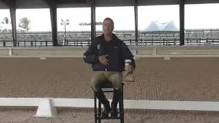 Passive vs Active Seat (The braced back) And How To Use It When Riding Dressage