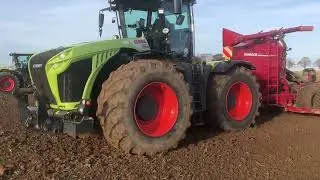 Claas Xerion 4200 with ZF Eccom 5.5 + Axion 960 Terra Trac CTIC + Axion 870 Cemos CTIC TEAMWORK