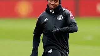 Man&nbsp;United&nbsp;take&nbsp;up&nbsp;option&nbsp;to&nbsp;extend&nbsp;Ashley&nbsp;Young&nbsp;contract&nbsp;'&zwj;