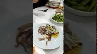 Living Octopus (Sannakji - 산낙지) at Noryangjin Fish Market in Seoul