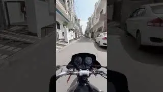 Ganganagar ki ye chor gali h yaha par koi police nhi pakdti #police#viral #road#shorts #motovlogger