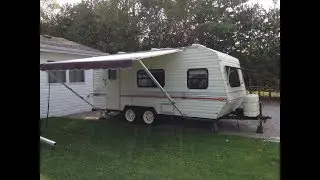 1993 Terry Resort 19&rsquo; Travel Trailer By Fleetwood interior tour
