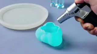Epoxy Resin 1 Gallon Kit, Crystal Clear Food Safe, Super Gloss for Casting and Coating, 1:1 Ratio