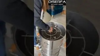 Reacci&oacute;n al recibir su cilindro en Pamplona - recibiendo el asador - asador vertical en acero inox.