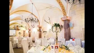 The Lakeside - Burghotel zu Strausberg | Hotels mit Pool in Strausberg
