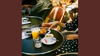 Exquisite Ambiance for Hot Coffee to Go