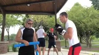 Learning to move, slip and strike. Учимся перемещаться, уклоняться, наносить удары.
